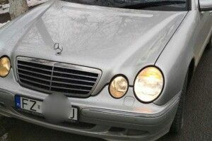 П’яного водія «Мерса» на євробляхах приїхала визволяти «братва»