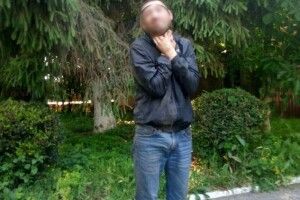 Ужгородські патрульні затримали агресивного молодика з наркотиками (фото)