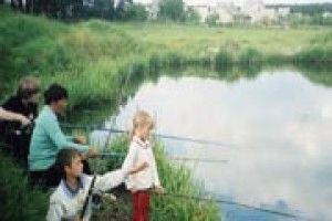 ФОТОЖАРТ: всі — на рибалку!