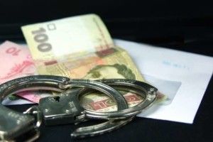 Лучанину за пропозицію хабара поліцейському загрожує кримінальна відповідальність