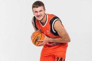  Будівельник підписав одного з найкращих форвардів України