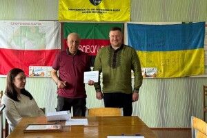 Втілив всеукраїнські проекти: нагородили відомого волонтера з Нововолинська