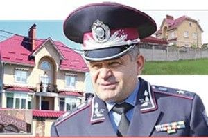 ПОДВІЙНІ СТАНДАРТИ КОЛИШНЬОГО ГОЛОВНОГО МІЛІЦІОНЕРА ВОЛИНІ