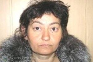 Волинська поліція шукає жительку Закарпаття, яку підозрюють у торгівлі людьми (фото)