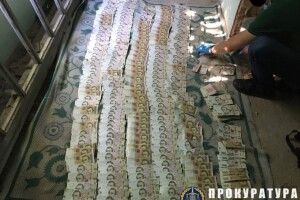 Вибухівку в авто Укрпошти із майже 3 млн гривень злочинці могли закласти заздалегідь