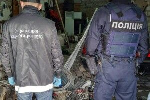 Поліція вилучила понад дві вантажівки краденого майна