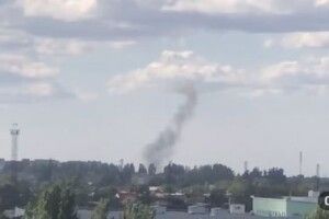 На захопленому окупантами аеродромі в Мелітополі пролунав вибух (Відео)