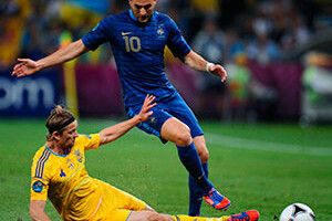 «НЕ СПІШІТЬ ВИ НАС ХОРОНИТИ…»