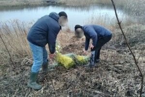 У Володимир-Волинському районі затримали рибалок, які ловили сітками 