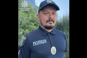 На Волині патрульний двічі врятував життя потопельниці