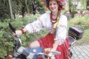 ФОТО НА КОНКУРС: «А я просто українка, україночка!»