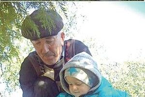 ГРИБ ДОВЕЛОСЯ ВЕЗТИ НА БАГАЖНИКУ ВЕЛОСИПЕДА
