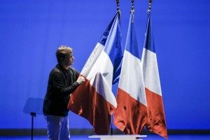 Париж теж сказав своє «фе» Варшаві щодо «антибандерівського» закону