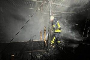 На Волині горіла господарська споруда