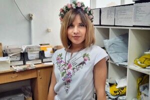 У центрі Луцька людей закликають разом створювати «Перемогу» (Фото, відео)