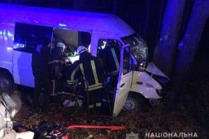 На Волині одна людина загинула, шестеро – у лікарні: деталі моторошних аварій