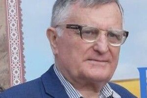 Сьогодні щирі вітання приймає знаний лучанин Володимир Зелюк