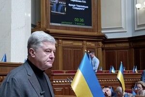 Порошенко в Раді: ми не дозволимо дурити військових