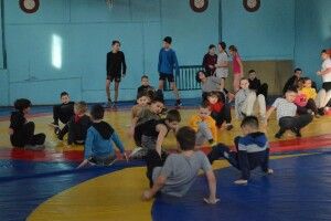 Ковельська спортшкола отримала подарунки від міської влади