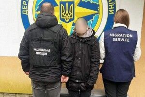 Рівненські поліцейські видворили з України росіянку-нелегалку