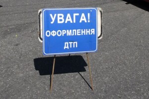 На Волині правоохоронці розшукують мотоцикліста, який утік з місця аварії