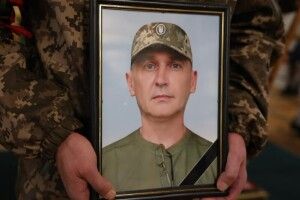 На трьох будинках у Луцьку встановлять меморіальні дошки полеглим Захисникам