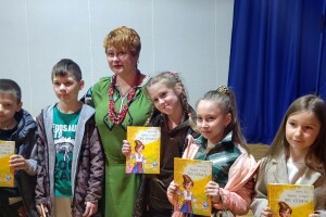 Маленькі лучани, чиї тати воюють, зустрілися з Юлітою Ран та бойовими гусьми