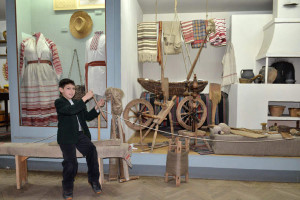  У Волинському краєзнавчому музеї школярам розповіли, як народжувався рушник