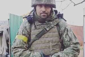 Відомий актор отримав важке поранення під Соледаром 
