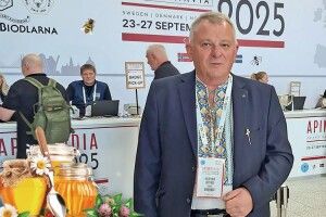Питний мед «З’їзд монархів 1429» волинянина Володимира Дмитрука – найсмачніший  у світі!