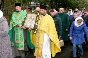 Афонські реліквії подарували храмові у Луцьку