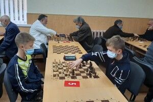 У Луцьку змагалися з шахів та знання історії козацтва