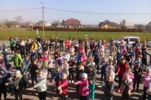 У Рованцях День здоров’я відзначили масовою руханкою
