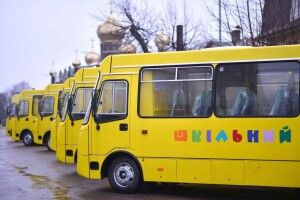 На Рівненщині нестача водіїв шкільних автобусів