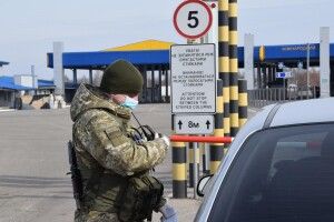 За першу добу 2021-го року кордон держави перетнуло більше 20 тисяч осіб