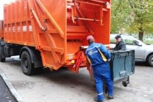Жителям Камінь-Каширщини пояснили, як і за скільки можна здати сміття