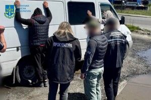 5000 доларів США за переправлення військовозобов'язаного в білорусь – судитимуть двох жителів Рівненщини