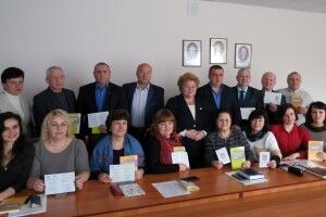 Педагоги отримали свідоцтва про підвищення кваліфікації