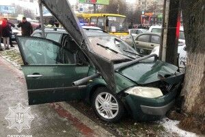 «Відчула різкий біль і побачила, як відлітає жінка»: потерпіла розповіла про жахливий момент ДТП в Луцьку