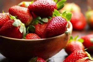 Краще їсти свою полуницю, ніж імпортну, вважає ТМ «Наталка»