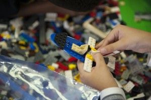 Всі українські першокласники отримають конструктори LEGO