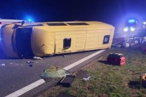 У Польщі перекинувся мікроавтобус з українцями: загинув 13-річний хлопчик