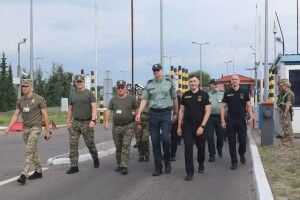 Блокування портів: волинські митники радились з поляками, як збільшити вантажопотік