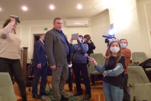 «Не знаю, хто кому дарував подарунок». Нардеп Рубльов прокоментував закиди Погуляйка (Відео)