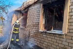 На Волині горіли дачний та житловий будинки
