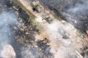 Українські захисники знищили колону російської техніки 