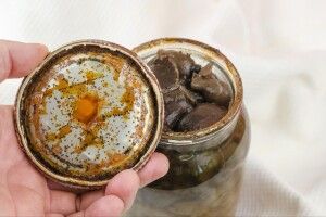 На Волині зафіксували перший цього року випадок ботулізму