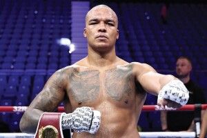 Стало відомо, хто замість Усика став чемпіоном світу з боксу