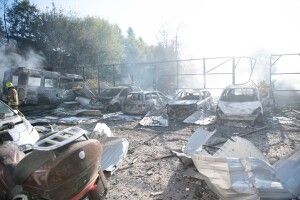 У поліції показали наслідки влучання ракети у Рівному (Фото)