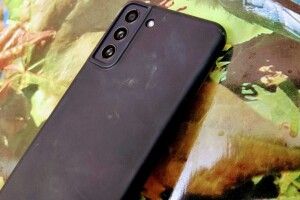 На Рівненщині знайдено смартфон, що належав військовому (Фото)